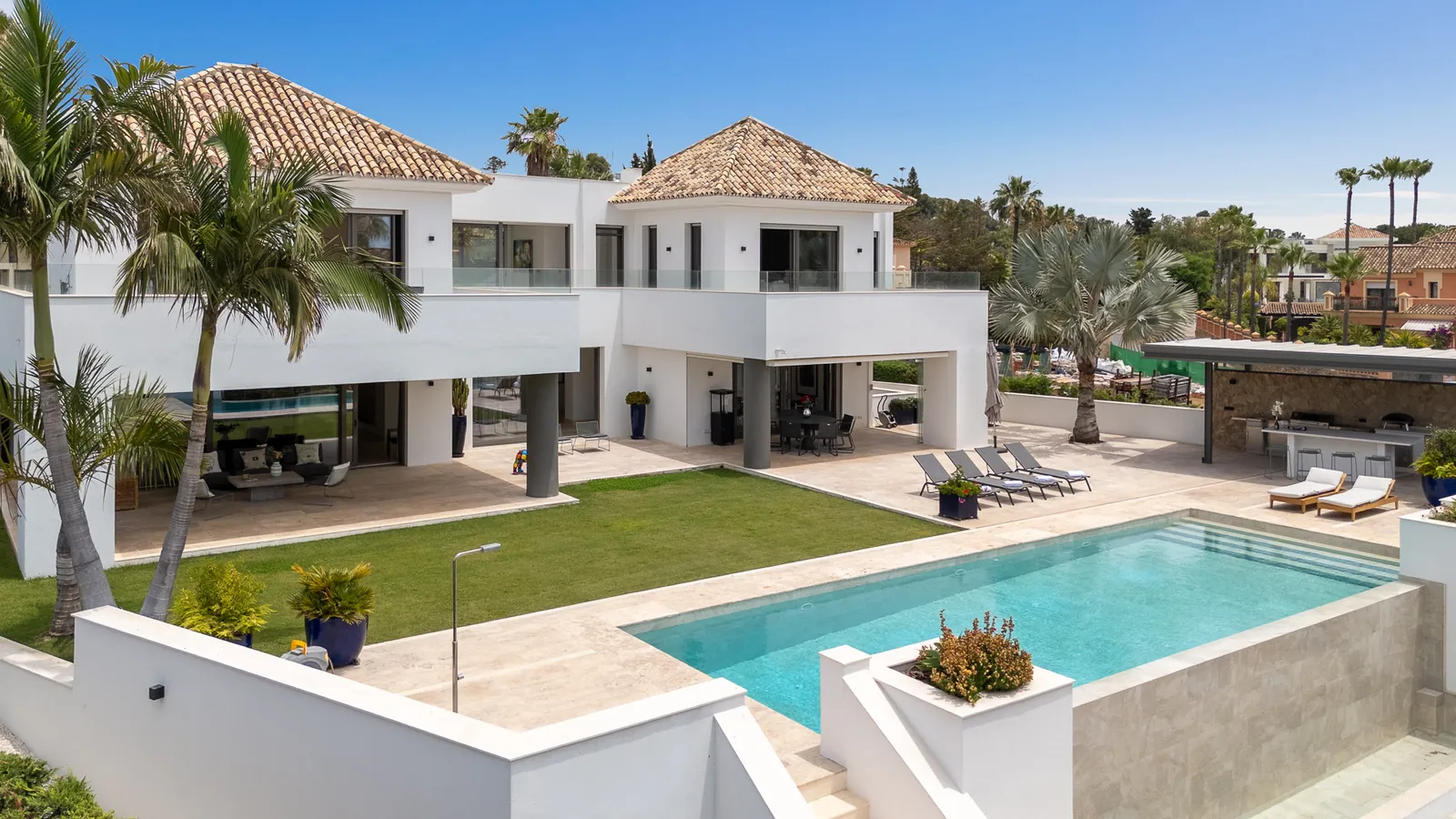 Villa Nordica in Los Monteros, Marbella — photo 1